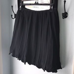 Black pleated skirt
